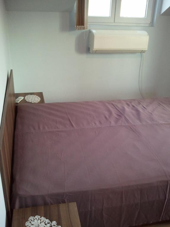Vila Dva 3 Golden Sands Rum bild
